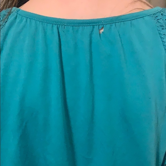 Turquoise top - Picture 2 of 3